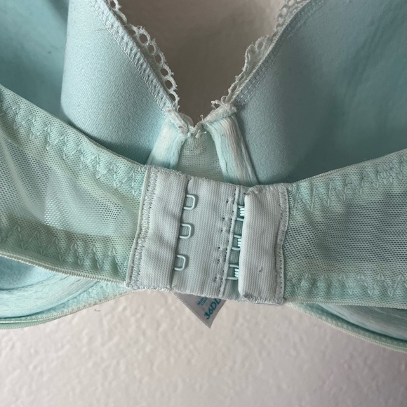 Betsey Johnson Soft Blue and White Lacey Underwire Bra 36DD - Picture 9 of 11